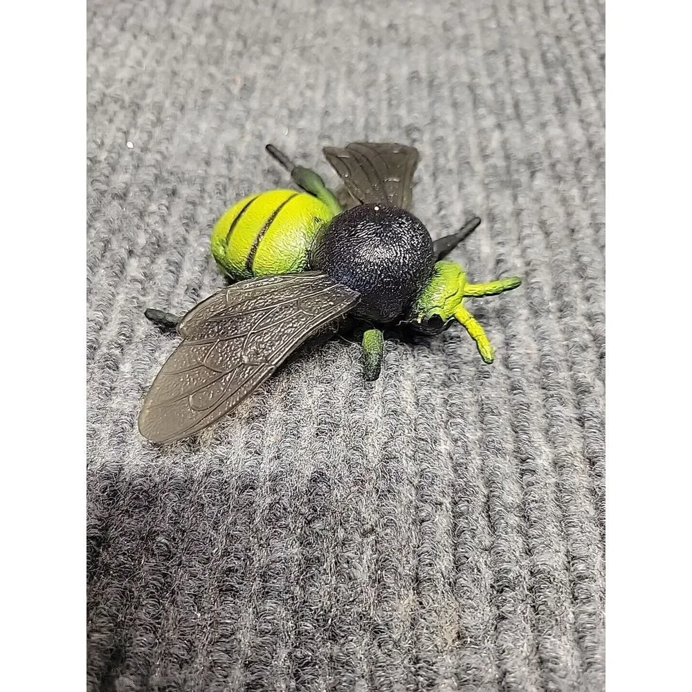 4 Pc‎ Toy Insects